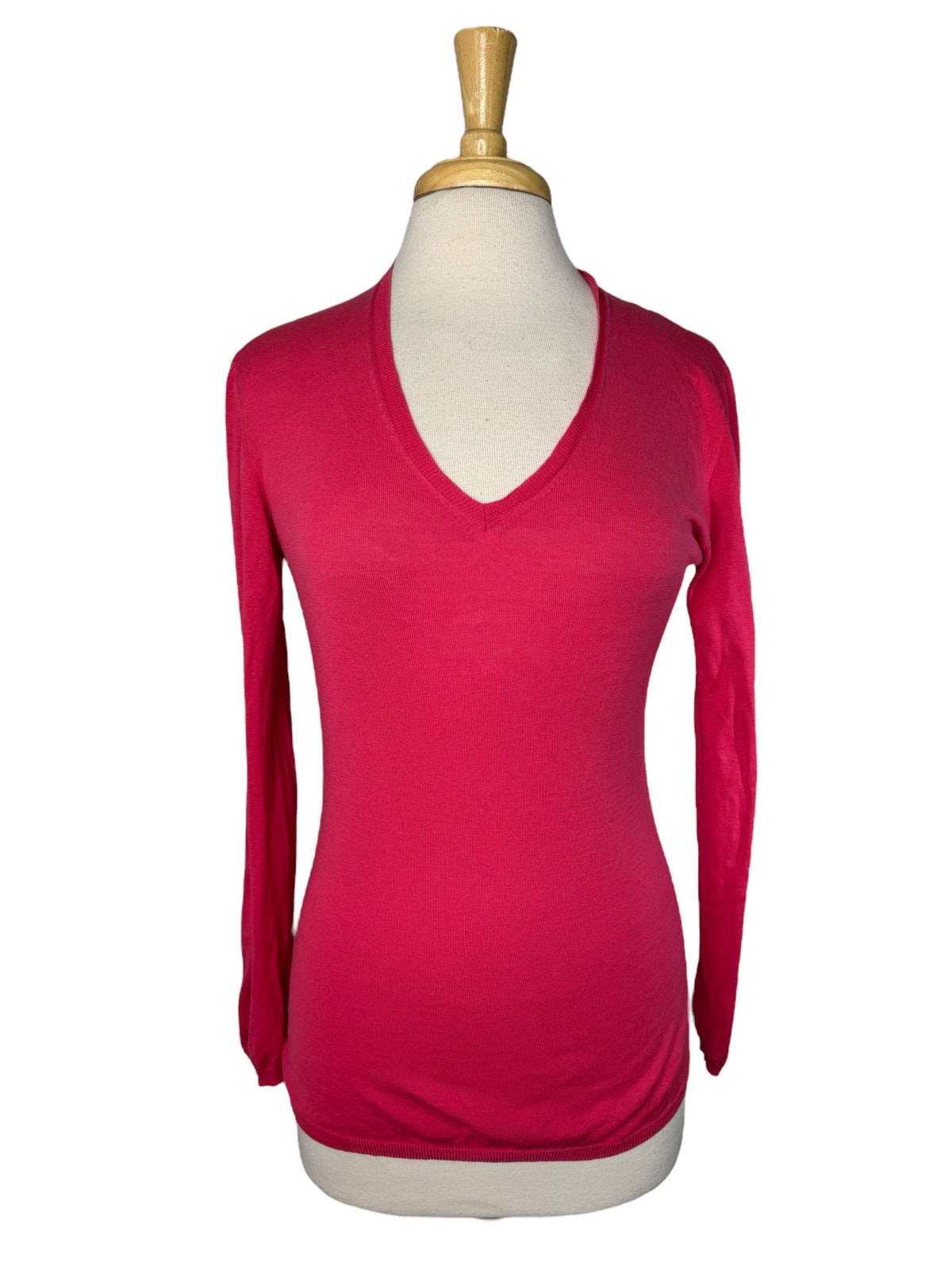 Snobby Sheep Magenta Silk Blend Sweater Size 44 Medium *Read* V-Neck Lightweight